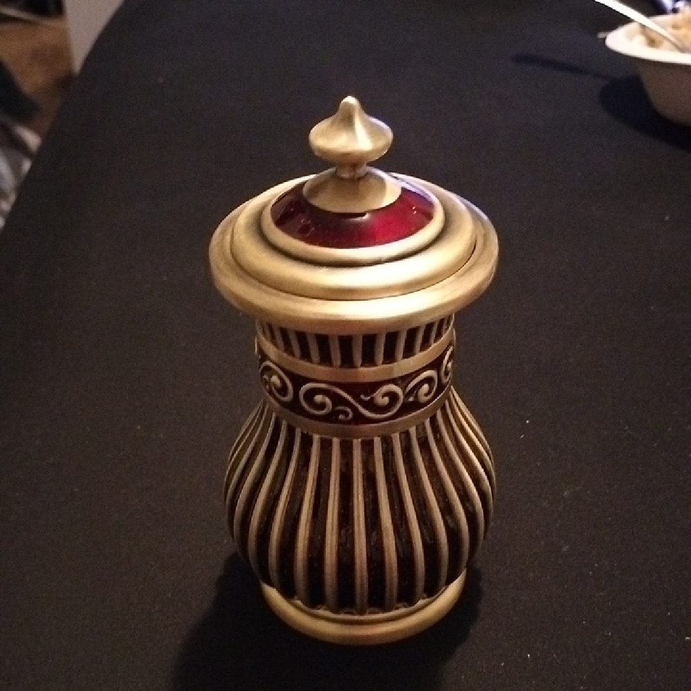 Elegant Gold and Maroon Decorative Jar